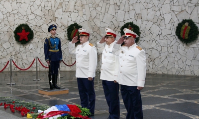 Руководство СУ СК РФ отдает честь погибшим Героям 